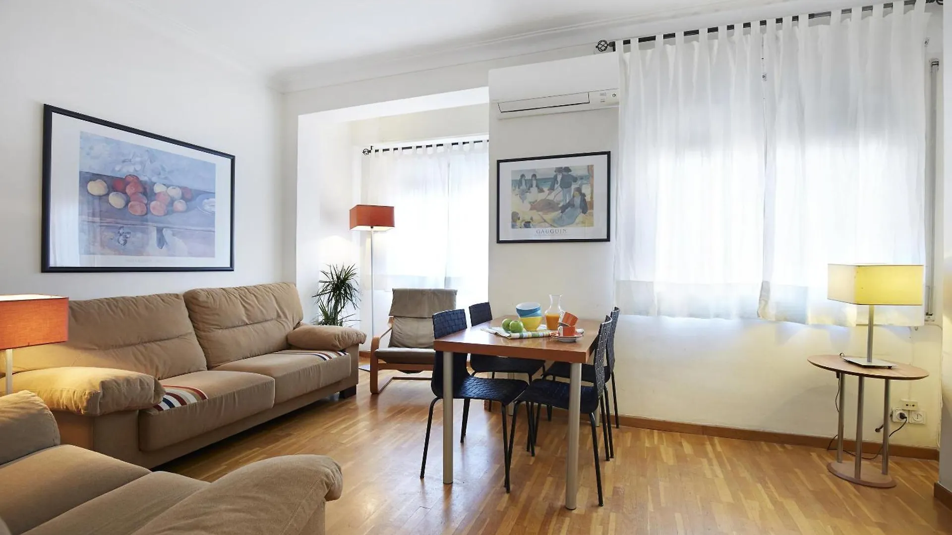 Apartamentos Calvet Barcelona Espanha