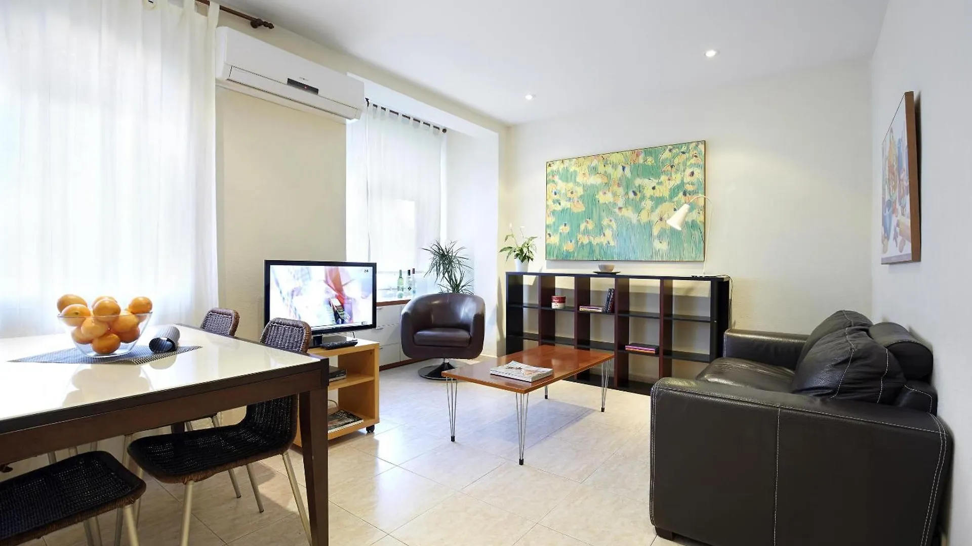 Apartamentos Calvet Barcelona 0*,  Espanha