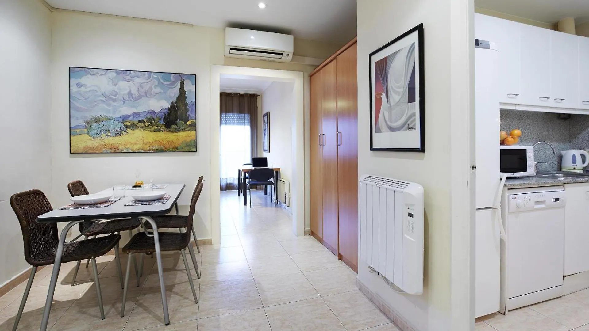 Apartamentos Calvet Barcelona