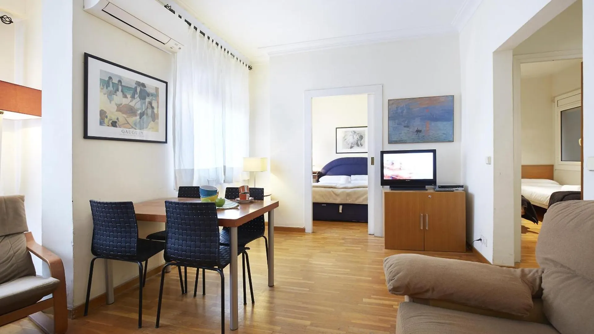 Apartamentos Calvet Barcelona